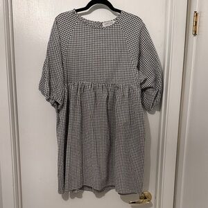 Petal & Pup Black and White Gingham Puff-Sleeve Dress